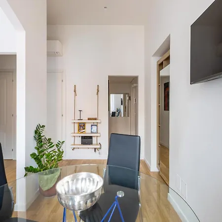 Saturno In Trevi Apartment Rom